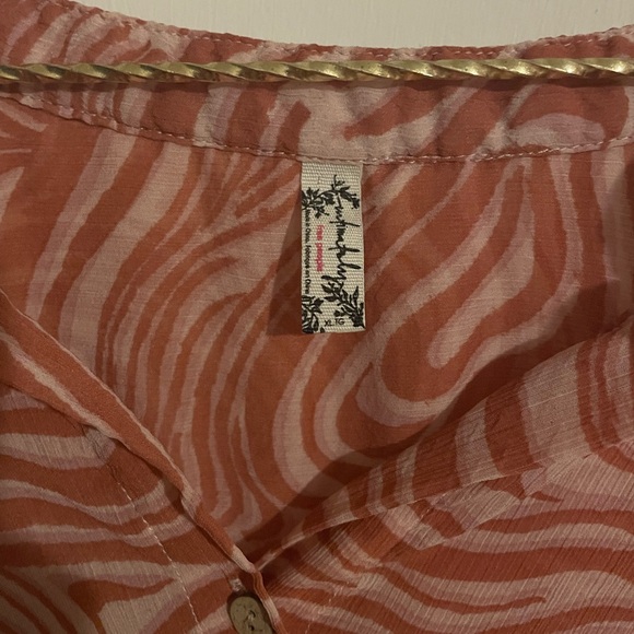 Button up blouse - Picture 2 of 2